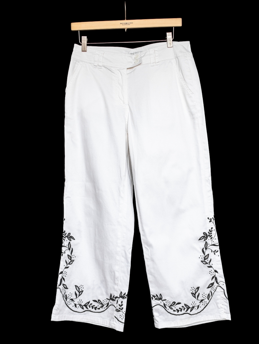 Coldwater Creek White Embroidered Capri Pants 6